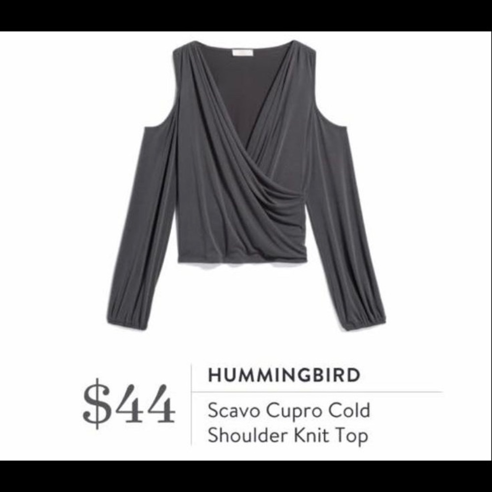 Stitch Fix / Hummingbird cold shoulder top - XL